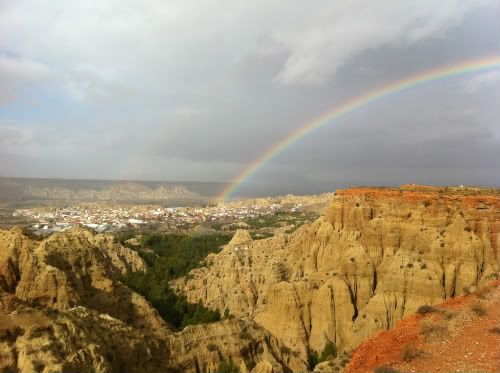 ¿Sabes que es una cárcava? - LOS PICAPIEDRA SALEN DE GUADIX PARA VER MUNDO (7)