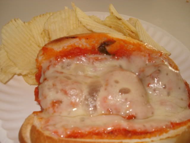 meatballsandwich001.jpg