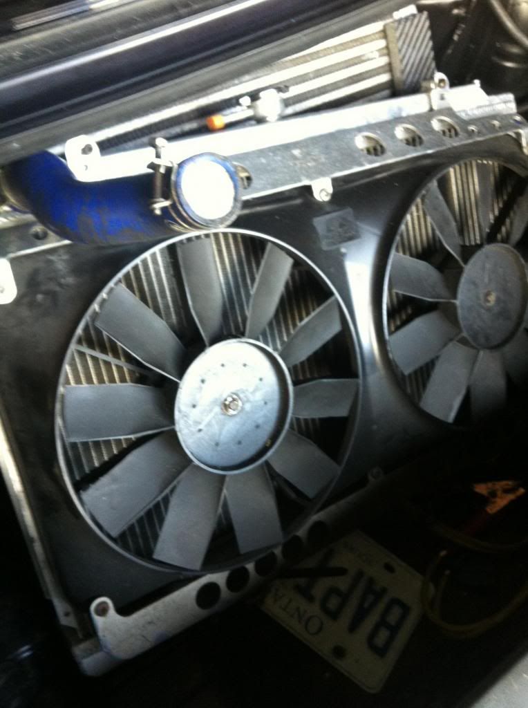 http://i300.photobucket.com/albums/nn31/JohnKR32/IMG_0828.jpg