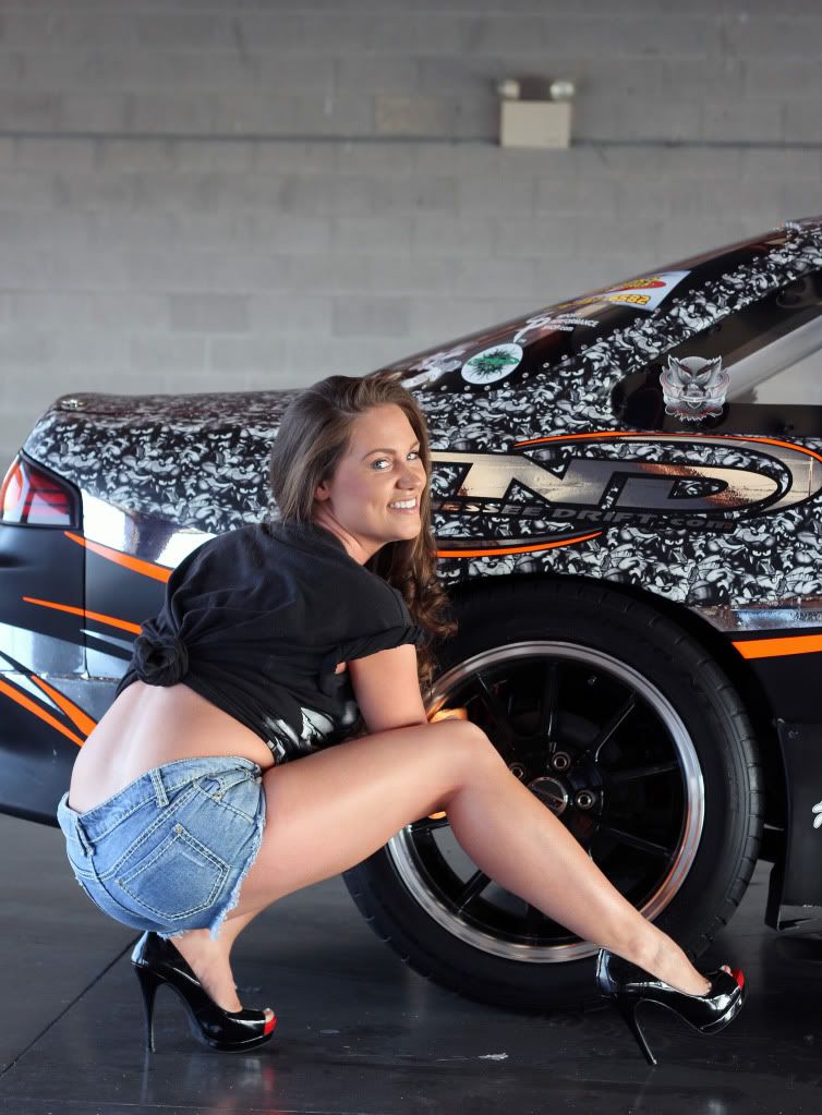 IMAGE: http://i300.photobucket.com/albums/nn31/johnnyk1029/Barrysgarage3.jpg