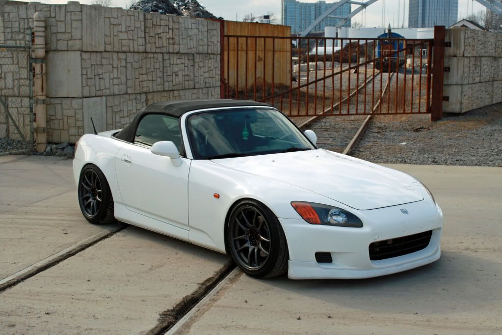 IMAGE: http://i300.photobucket.com/albums/nn31/johnnyk1029/Sidefitment2TS.jpg