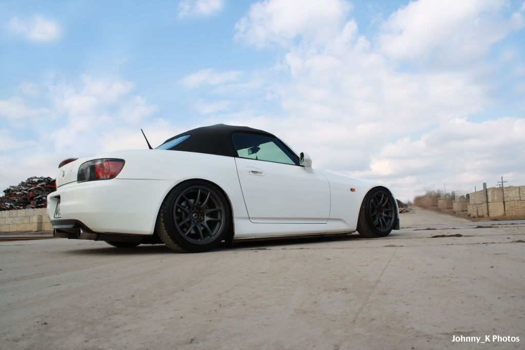 IMAGE: http://i300.photobucket.com/albums/nn31/johnnyk1029/lowershot.jpg