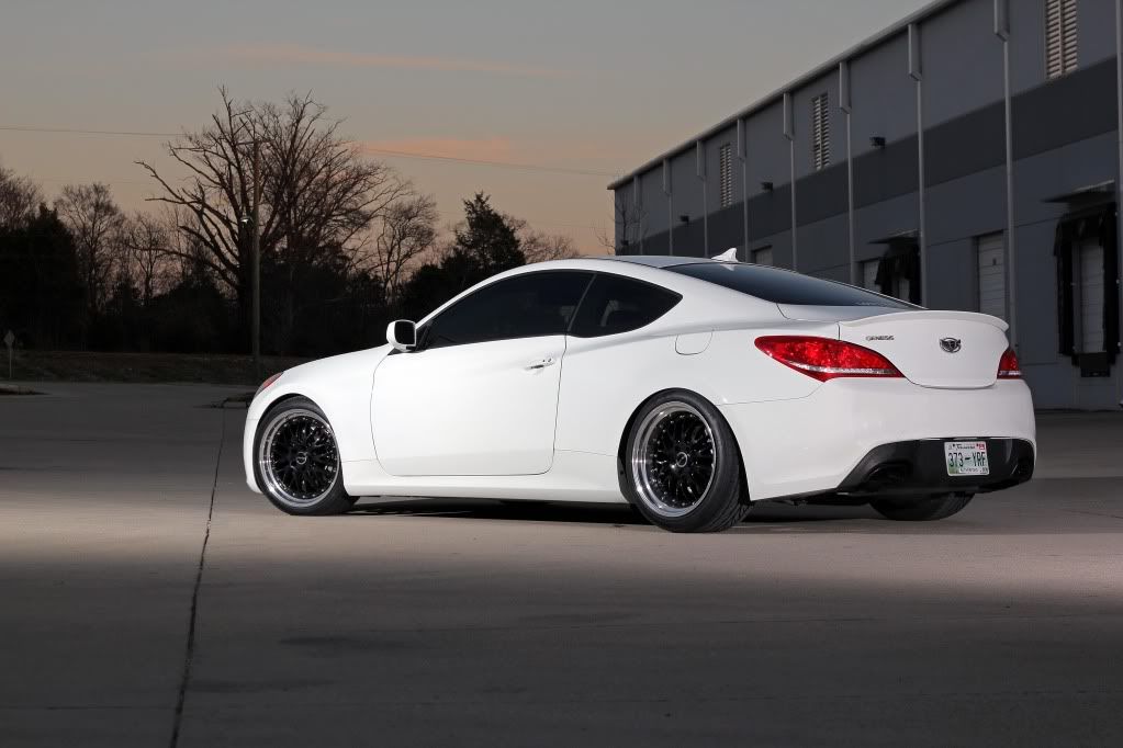 IMAGE: http://i300.photobucket.com/albums/nn31/johnnyk1029/static2-1.jpg