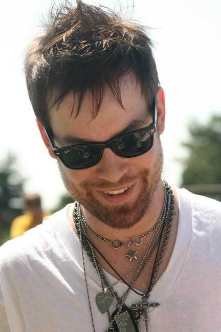 David Cook has a huge HEART