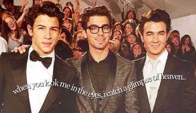Jonas Brothers moving Pictures, Images and Photos