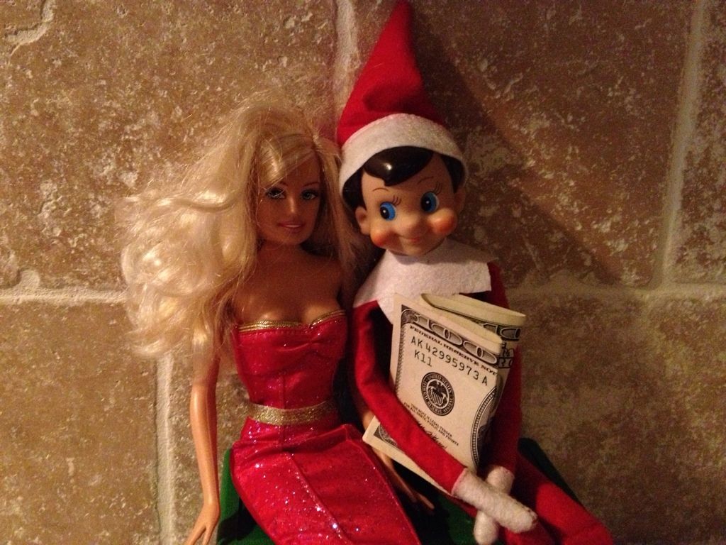 Asking for a Elf on shelf colluding with Russia