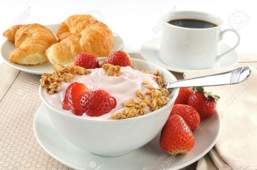 Granola/yogurt/berries 332 photo image.jpg1_49.jpg