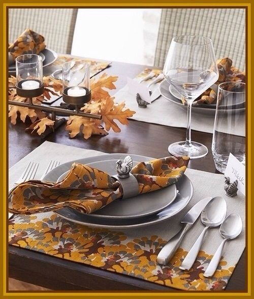 Table/Leaves 590bt photo image.jpg1_2.jpg