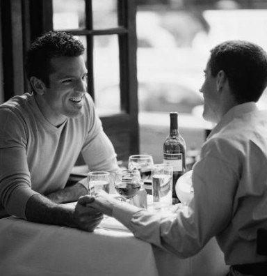 [Image] Crazy Sam's Bloginess: Gay couple at resturant