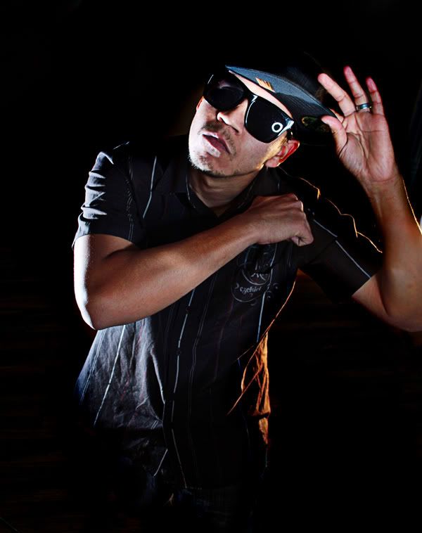 IMAGE: http://i300.photobucket.com/albums/nn40/zook_bucket/william.jpg