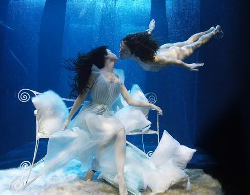  photo underwater-romance.jpg