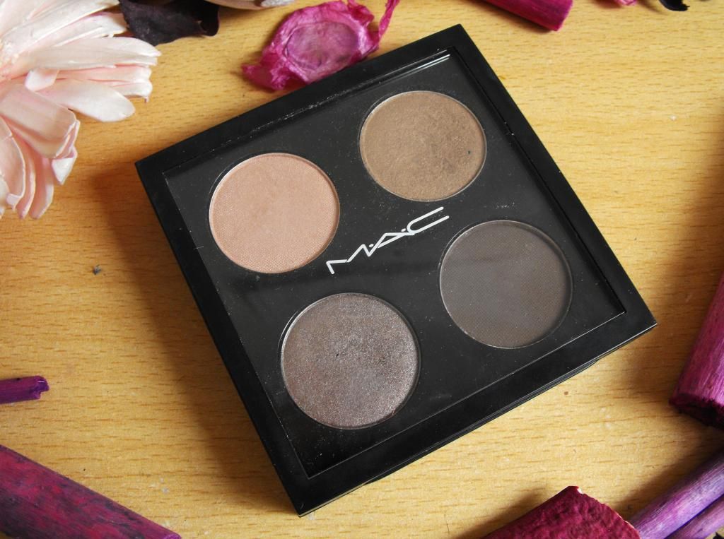 Mac Eyeshadow Quad: Naked Lunch, Patina, Satin Taupe and Mystery Mac Eyeshadow Quad: Naked Lunch, Patina, Satin Taupe and Mystery