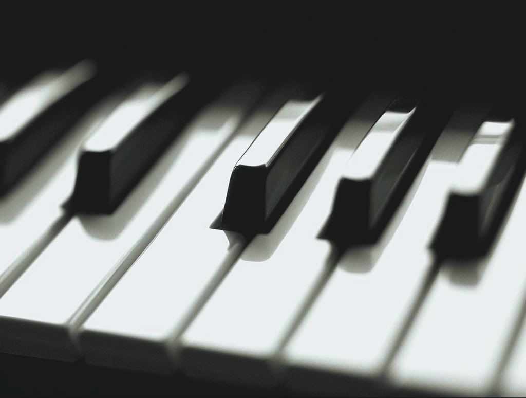 how-to-learn-to-play-piano-by-ear-ehow