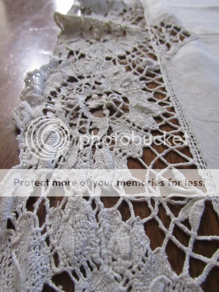 Antique Handmade Lace Bobbin Needlelace Linen Tablecloth Large Runner 