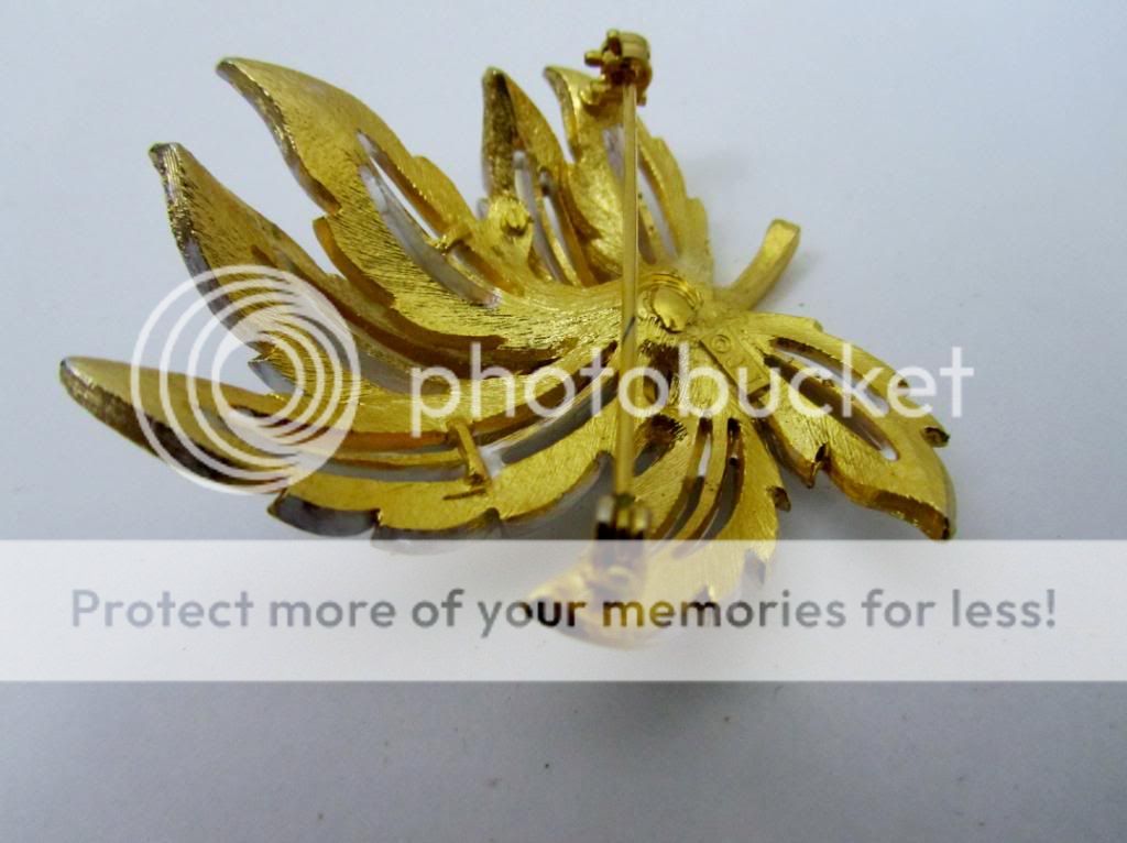 Vintage JJ Judith Jack Enamel Silver Leaf Pin Brooch Jewelry Signed 