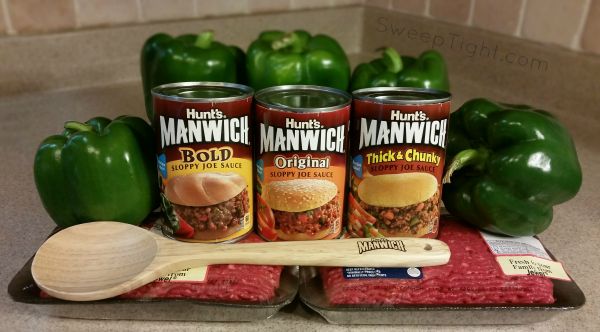 Manwich, ground beef, and peppers. 