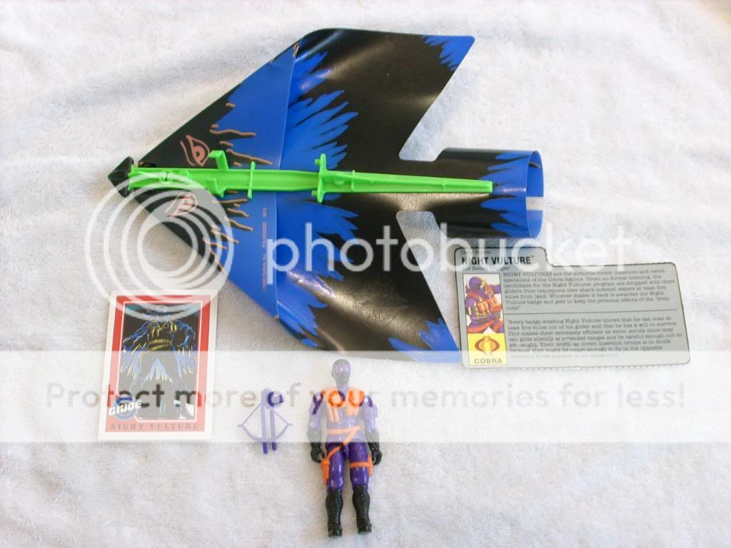 1992 Air CommandosNIGHT VULTURE w/Glider 100% CMP  