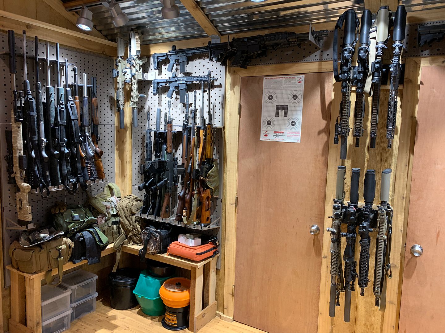 Want to discuss guns, work benches, or gun rooms? - AR15.COM