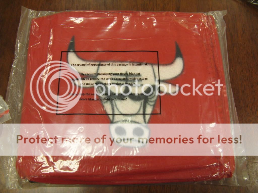 Chicago Bulls Brand New In Plastic Fleece Blanket  